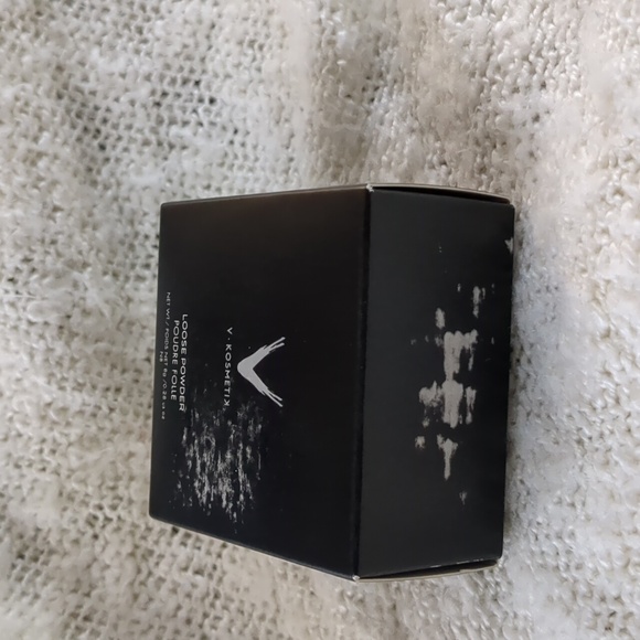 V KOSMETIK Loose Powder in N08 COOL NEUTRAL, 8g/0.28oz - Picture 8 of 11